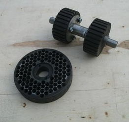 燃料顆粒機與飼料生產(chǎn)線 山東曲阜華誠機械的專業(yè)制造